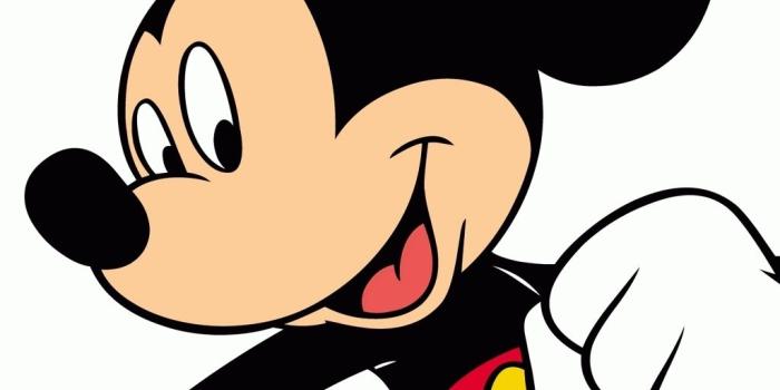 1024x768 Mickey Mouse vs Lazerman – DReager1.com