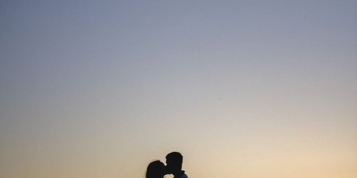 853x1280 Wallpaper couple - SF Wallpaper
