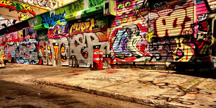 2560x1600 Graffiti Background Wall Street Art