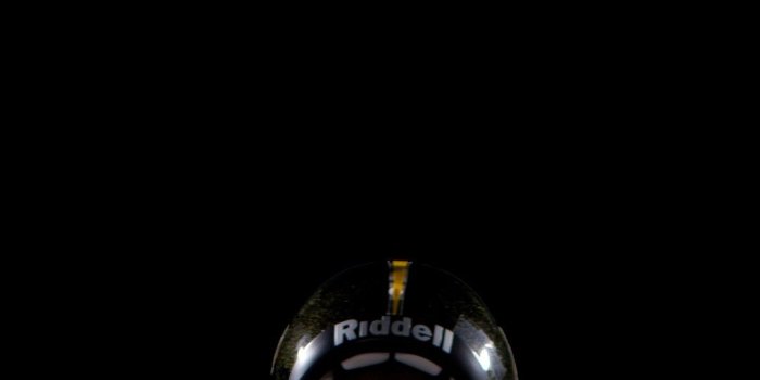 1080x1920 American Football Player Back Iphone HD Wallpaper Wallpaper Desktop