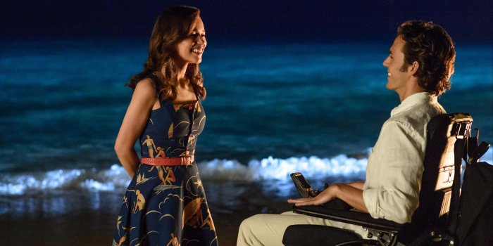 3554x1999 Louisa and Will's romantic scene at the shore HD wallpaper download