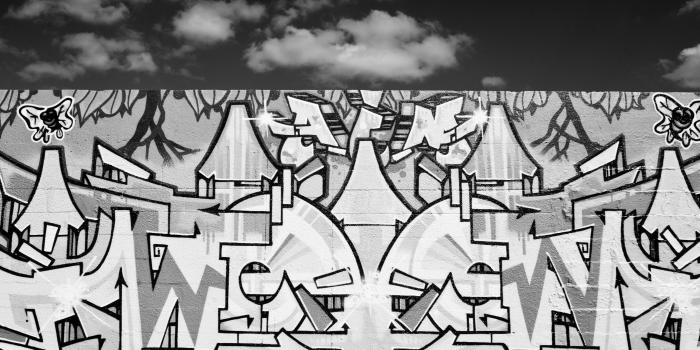 2800x1050 Graffiti Black And White Wallpaper Wide