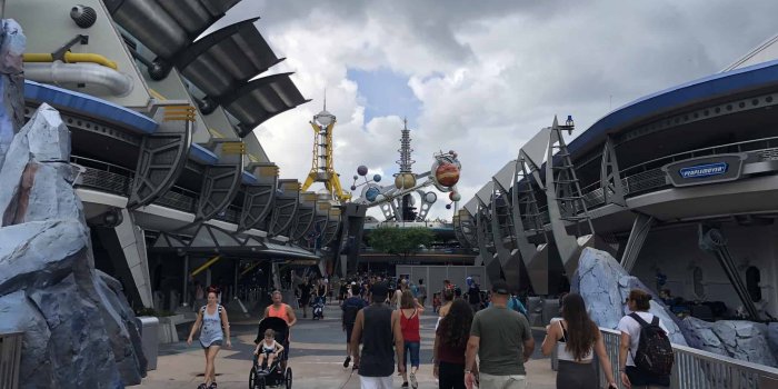 2048x1536 PHOTO REPORT: Magic Kingdom 9/28/18 (Stitch's Great Return