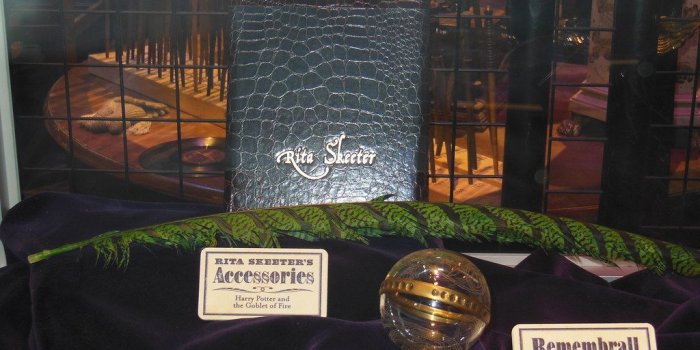 1024x768 Rita Skeeter notebook & Neville's Remembrall | dielaney_