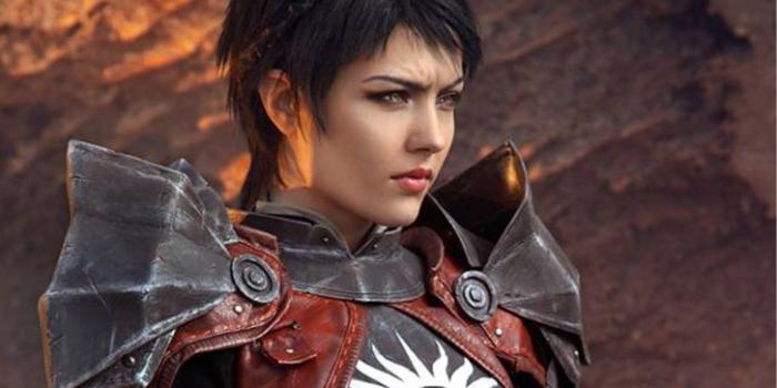 1500x844 This Cosplayer Is Literally Cassandra Pentaghast From DRAGON AGE