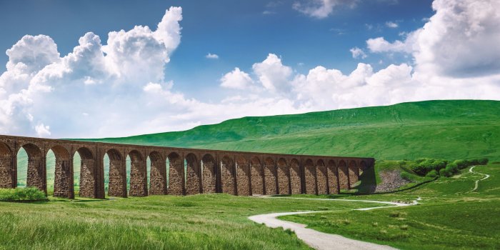 2560x2560 Ribblehead Viaduct Harry Potter ❤ 4K HD Desktop Wallpaper for 4K