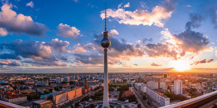 2048x1135 Berlin Wallpapers