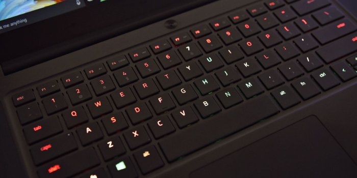 1600x1200 Got a new Razer Blade? These tips will help you get rolling