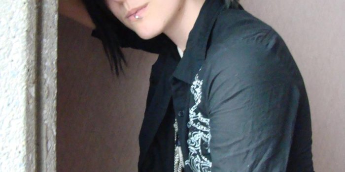 900x1200 Anime Emo Boy In Rain | Amazing Wallpapers