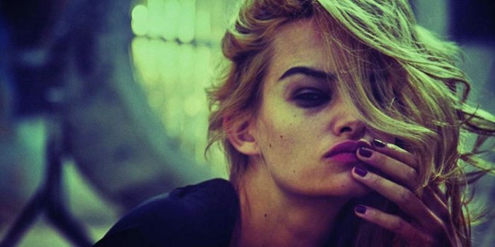 1366x768 Bad Girls Wallpapers