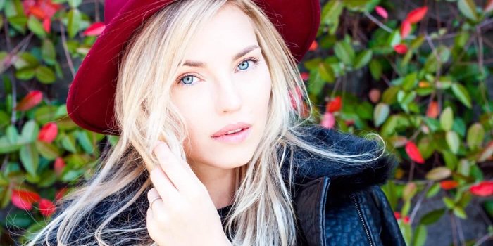 1400x1026 Swedish Girls Wallpapers for Android - APK Download