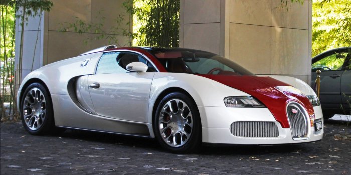 2550x1600 White And Red Bugatti Veyrons Wallpapers - 2550x1600 - 792683