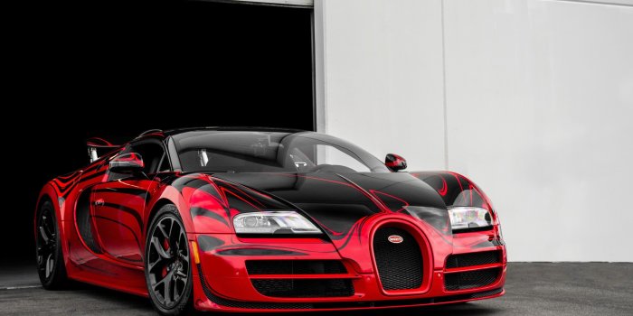 2880x1800 Download wallpapers Bugatti Veyron, Grand Sport Vitesse, red black