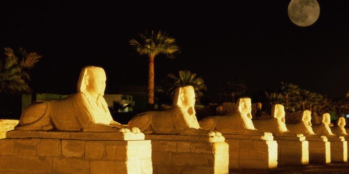 1600x1200 Luxor Wallpapers