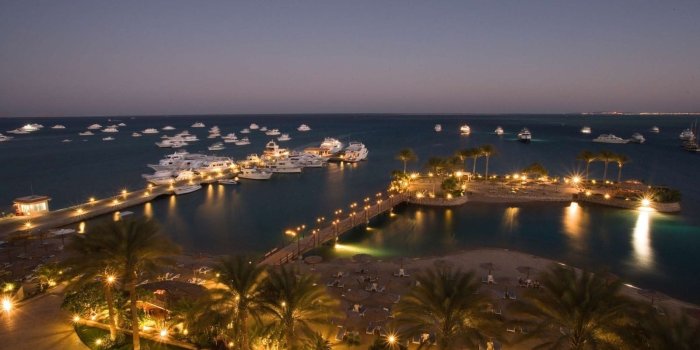 1600x900 Free download Download wallpaper Egypt Palms resort night desktop