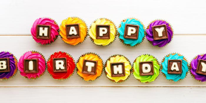 2560x1600 2560x1600 cupcake, happy birthday, happy birthday desktop