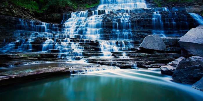 2560x1600 Albion Falls Ontario Canada MacBook Air Wallpaper Download