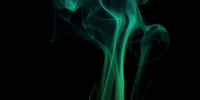 3000x2749 Download wallpaper 3000x2749 smoke, shroud, colored smoke, green