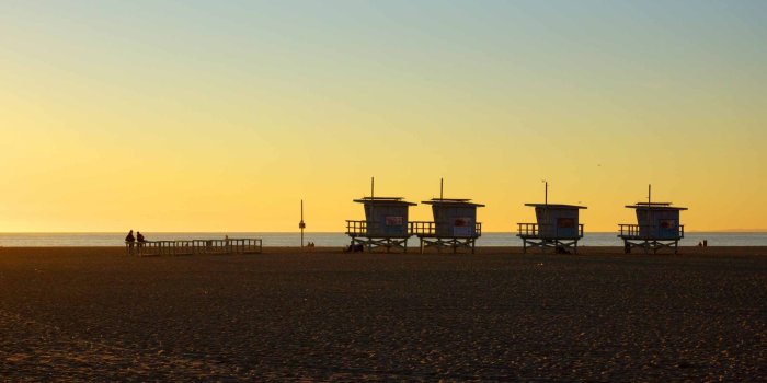 2560x1600 Los Angeles Venice Beach Mac Wallpaper Download | AllMacWallpaper