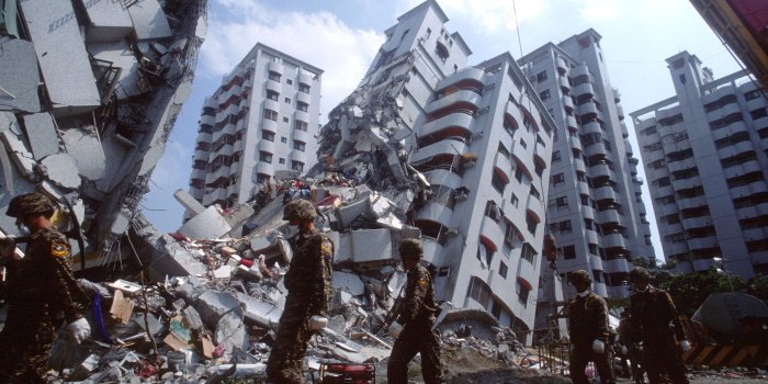 3200x2080 Free download Earthquake HD Wallpapers [3200x2080] for your