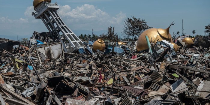 2000x1333 More Photos From Indonesia's Devastating Earthquake and Tsunami