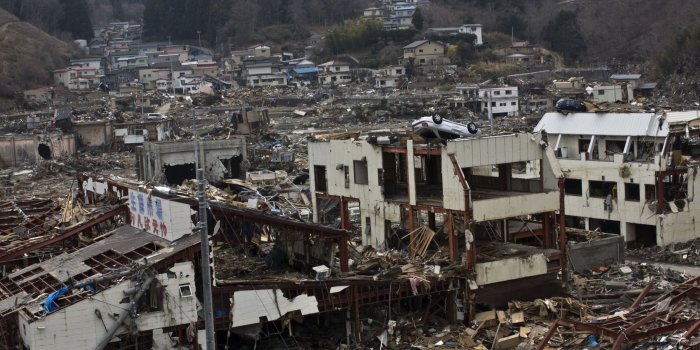 2560x1080 Best 41+ Earthquake Wallpaper on HipWallpaper | Earthquake