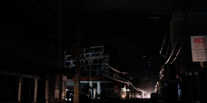 1600x1200 Photos of Puerto Rico After 6.4 Earthquake Show Damage to Buildings