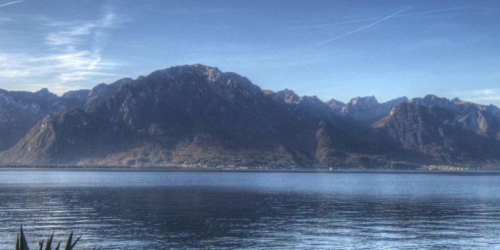 1125x2436 Download 1125x2436 wallpaper montreux lake, lake geneva, nature