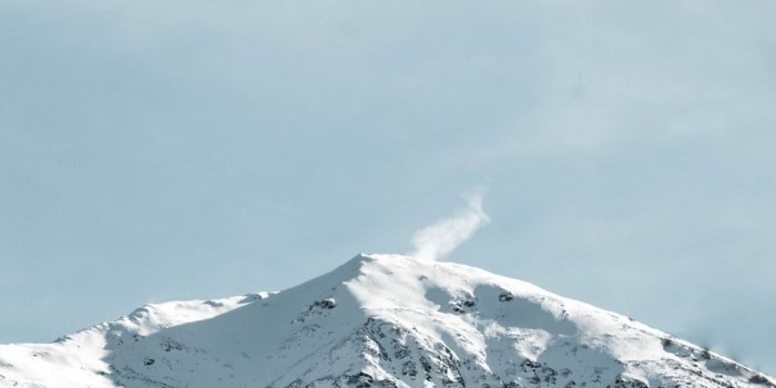 938x1668 Download wallpaper 938x1668 mountain, snow, peak, swiss alps