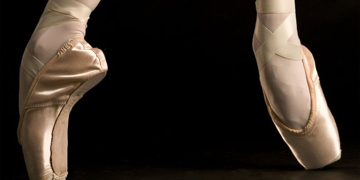 2000x1172 Best 35+ Pointe Wallpaper on HipWallpaper | Pointe Shoes Wallpaper