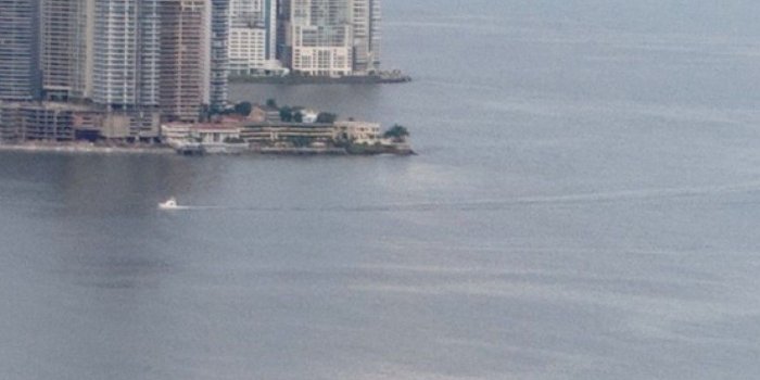 1242x2688 Iphone Xs Max Panama City Wallpaper - Panama City Panama Iphone