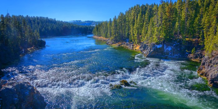 1920x1200 Yellowstone River In Yellowstone National Park In United States