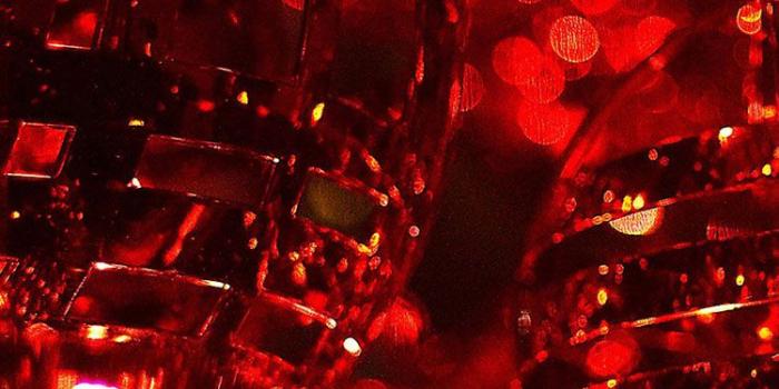 750x1334 25 Christmas iPhone Wallpapers