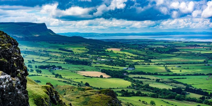 2048x1366 50+ Ireland Countryside Wallpapers on WallpaperPlay