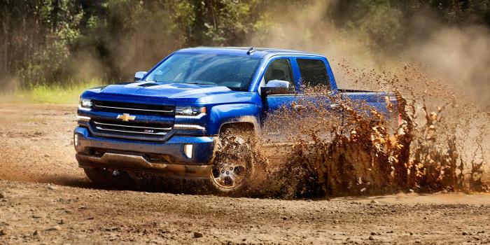 2000x1000 2019 Chevrolet Silverado 1500 pickup truck blue color off road 4k
