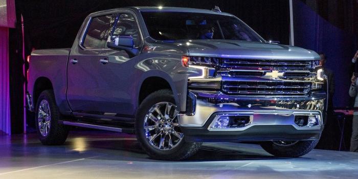 1360x903 2019 Chevy 2500hd Duramax Price And Release Date Wallpaper