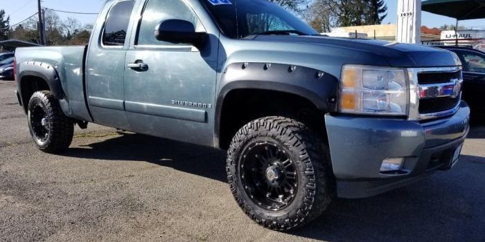 1024x768 2008 Chevrolet Silverado 1500 Work Truck Ext. Cab Std. Box 4WD for