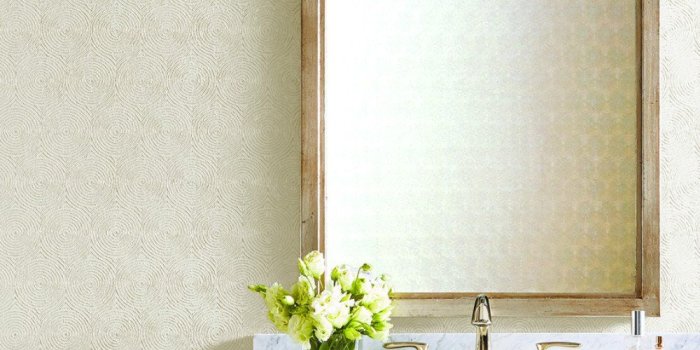 1000x1365 Concentric Wallpaper in White with Iridescent from Masterworks