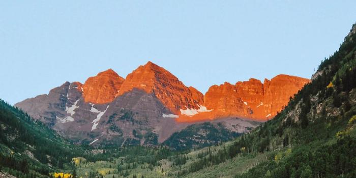 880x1564 Lufthansa Hired Photographer Who Shot Windows XP Wallpaper To Take
