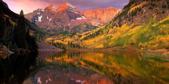 1600x1200 28+] HD Fall Mountain Wallpaper on WallpaperSafari