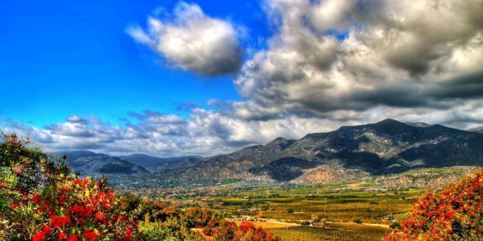 1366x768 Autumn Mountain Landscape HDR Ultra HD Desktop Background