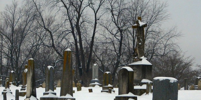 1024x768 Snowy Graveyard | The old section of our cemetery the first …