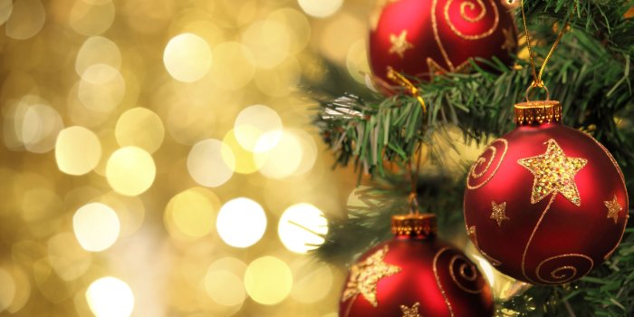 2560x1600 Hand Made Christmas Decorations Confetti Desktop Wallpaper