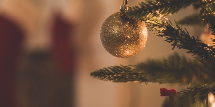 3415x3415 Download wallpaper 3415x3415 christmas tree, christmas decorations