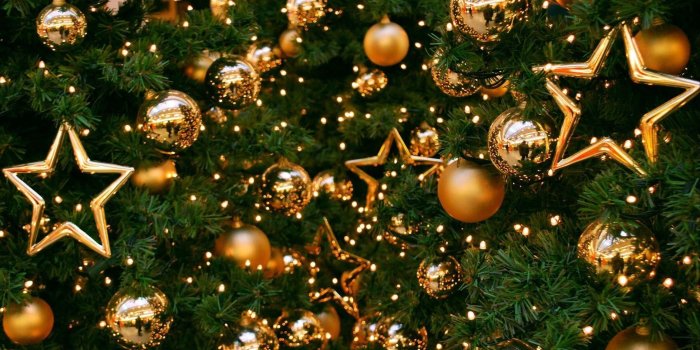 1951x1180 Star brass Christmas tree decor HD wallpaper | Wallpaper Flare