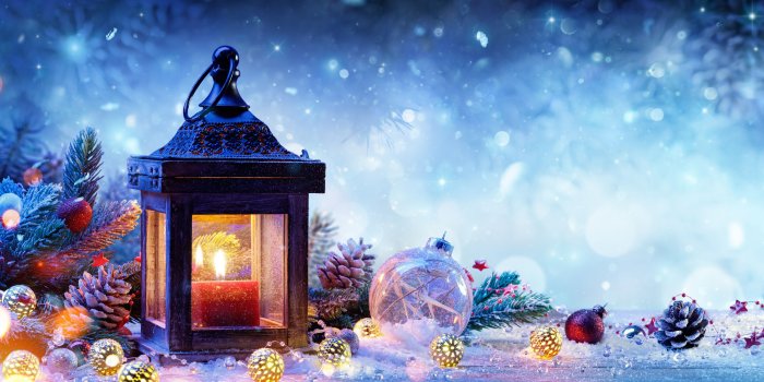 3840x2160 Wallpaper Christmas decorations, spruce, snow, lamp, balls, New