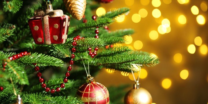 2560x1600 Merry Christmas Wallpaper - Beautiful Christmas Decorations, Hd