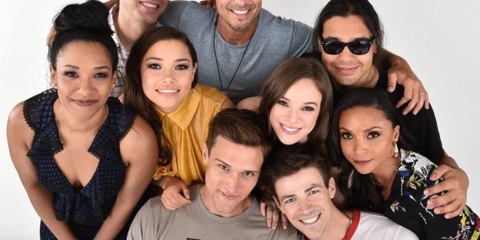 1024x914 Love this cast!!! | The flash grant gustin, Supergirl and flash