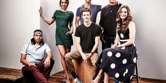 1332x850 Photo Wallpaper The Series, The Flash, Grant Gustin, - Flash Cast