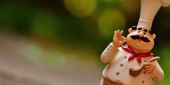 3660x1785 chef figurine free image | Peakpx